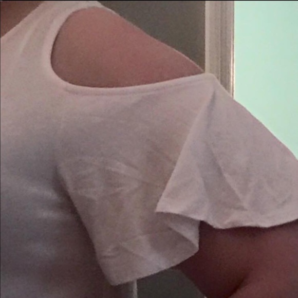 Cold Shoulder Hi Lo - Picture 2 of 2