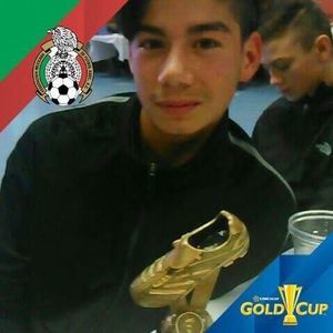 Meet your Posher, Raul