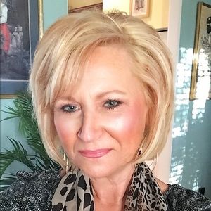 Meet your Posher, Christine