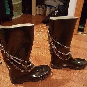 Black rain boots