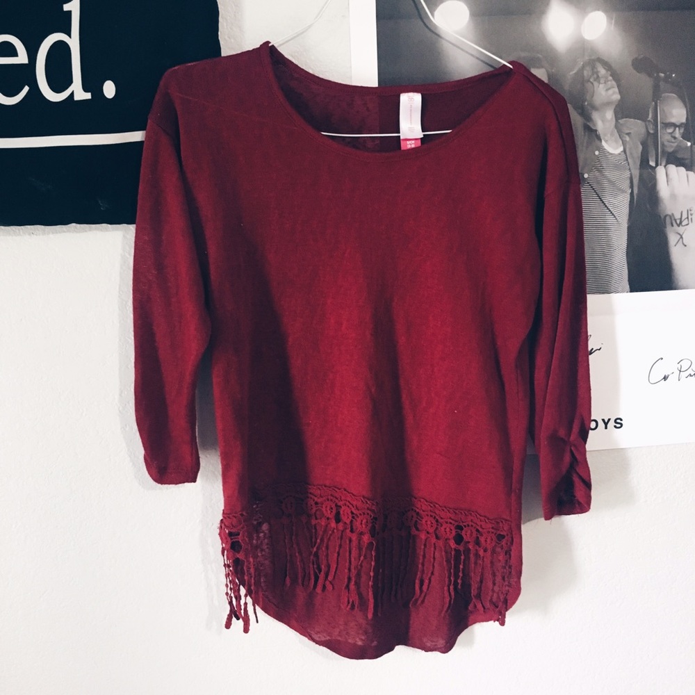 cute croppped tassle shirt
