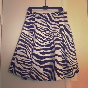 Skirt with pockets