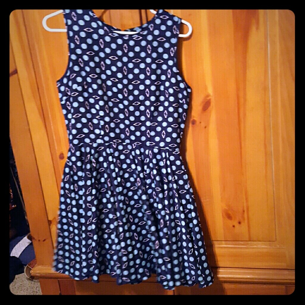 Fitted dress with flare bottom