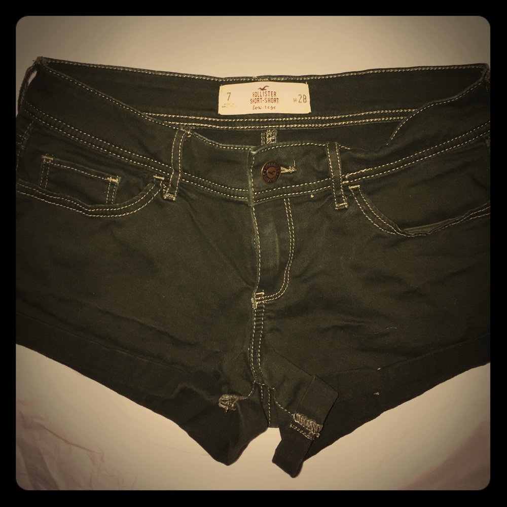 Hollister low rise short shorts