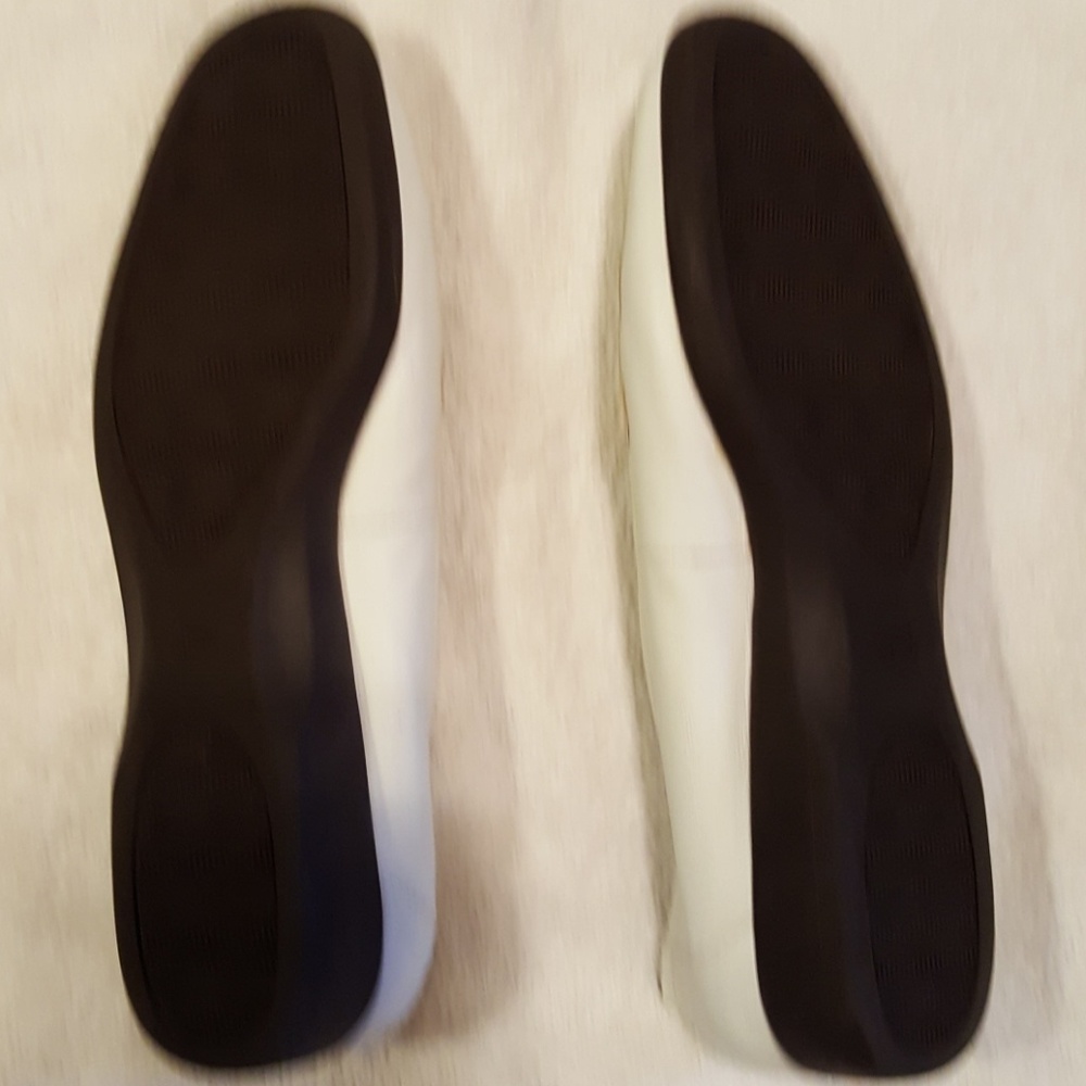 Shoes - Picture 2 of 5