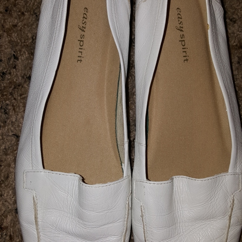 Shoes - Picture 3 of 5