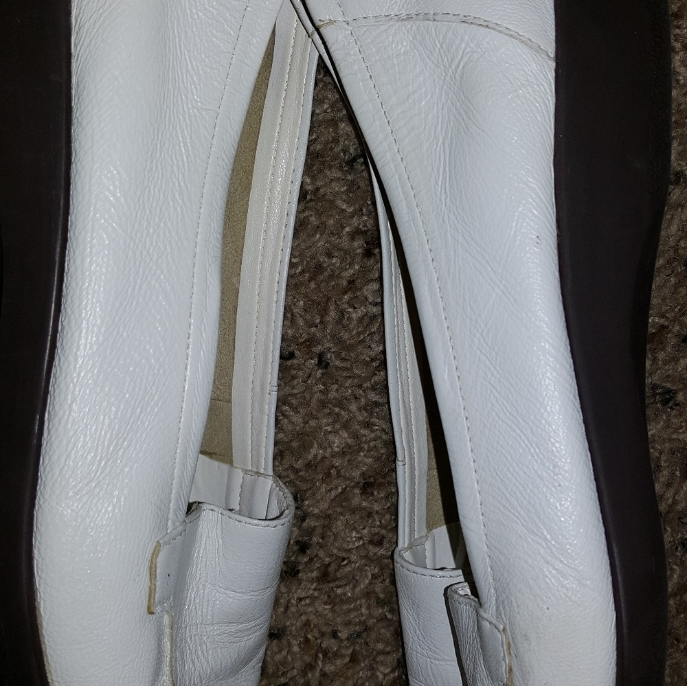 Shoes - Picture 4 of 5