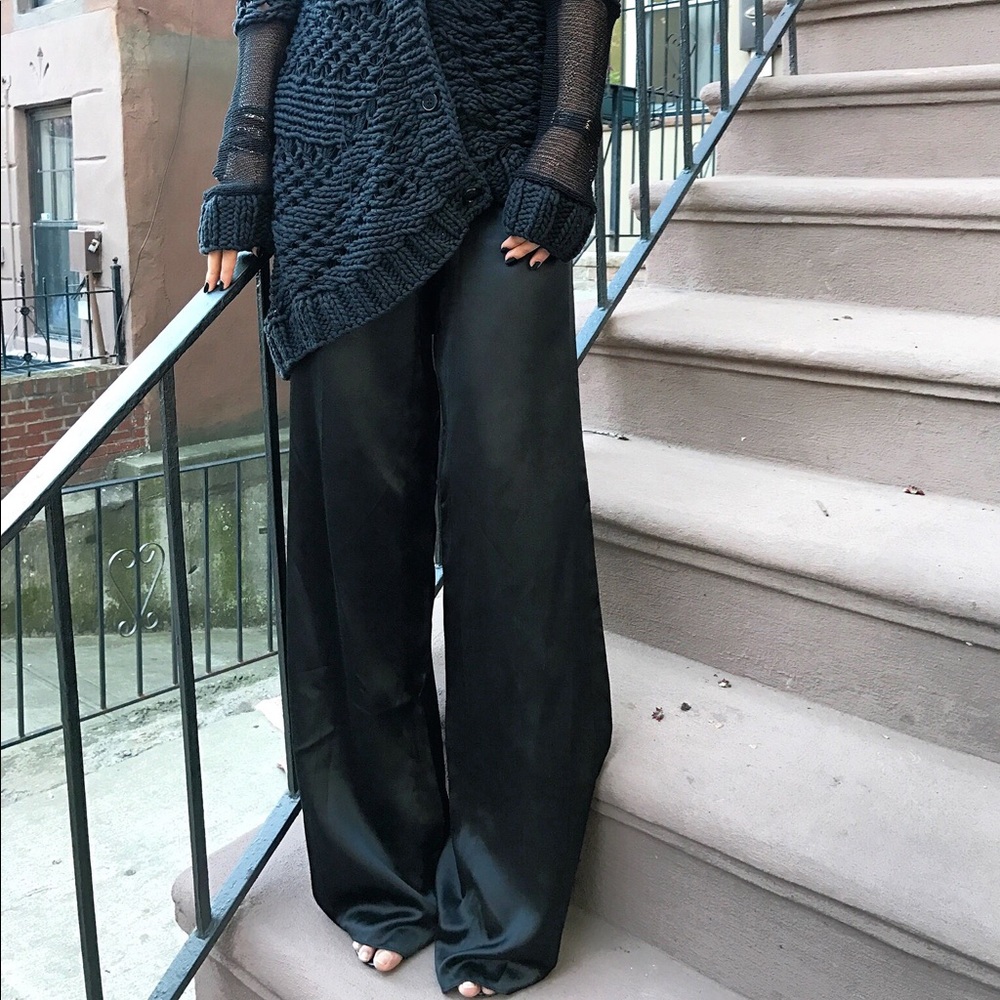 RARE Gucci Black Silk Flare Pant