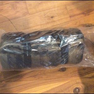 NWT West Elm faux fur ombré Throw - brown