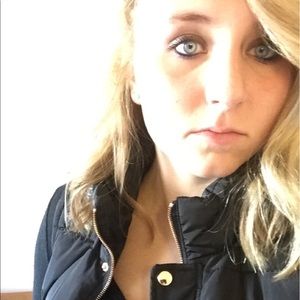 Meet your Posher, Kelcey