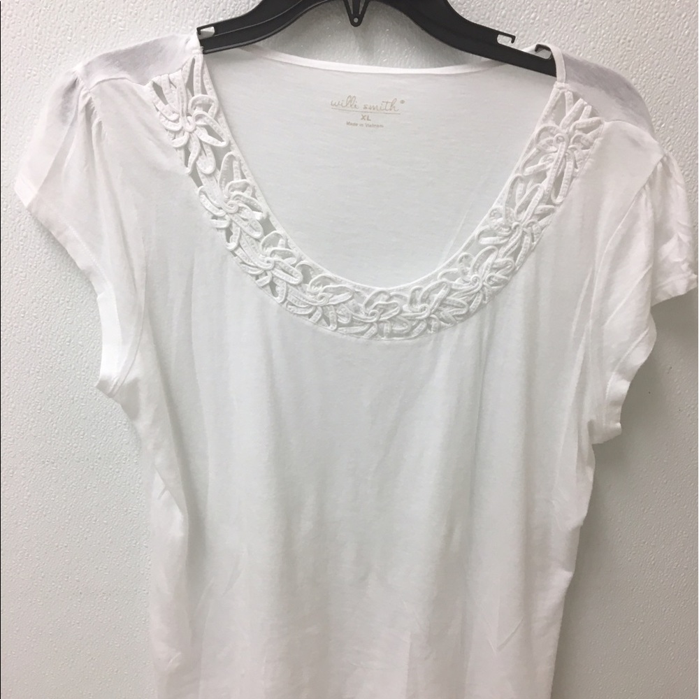 Willi Smith short sleeve blouse.