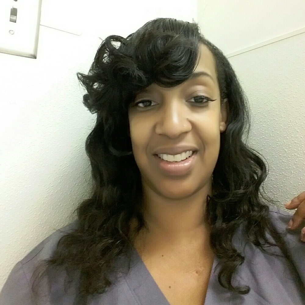 Meet your Posher, Yolanda