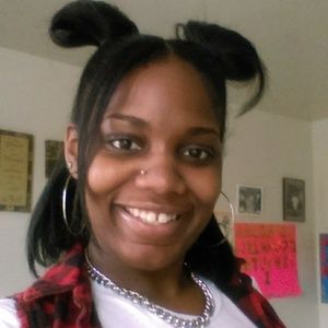 Meet your Posher, Marisha