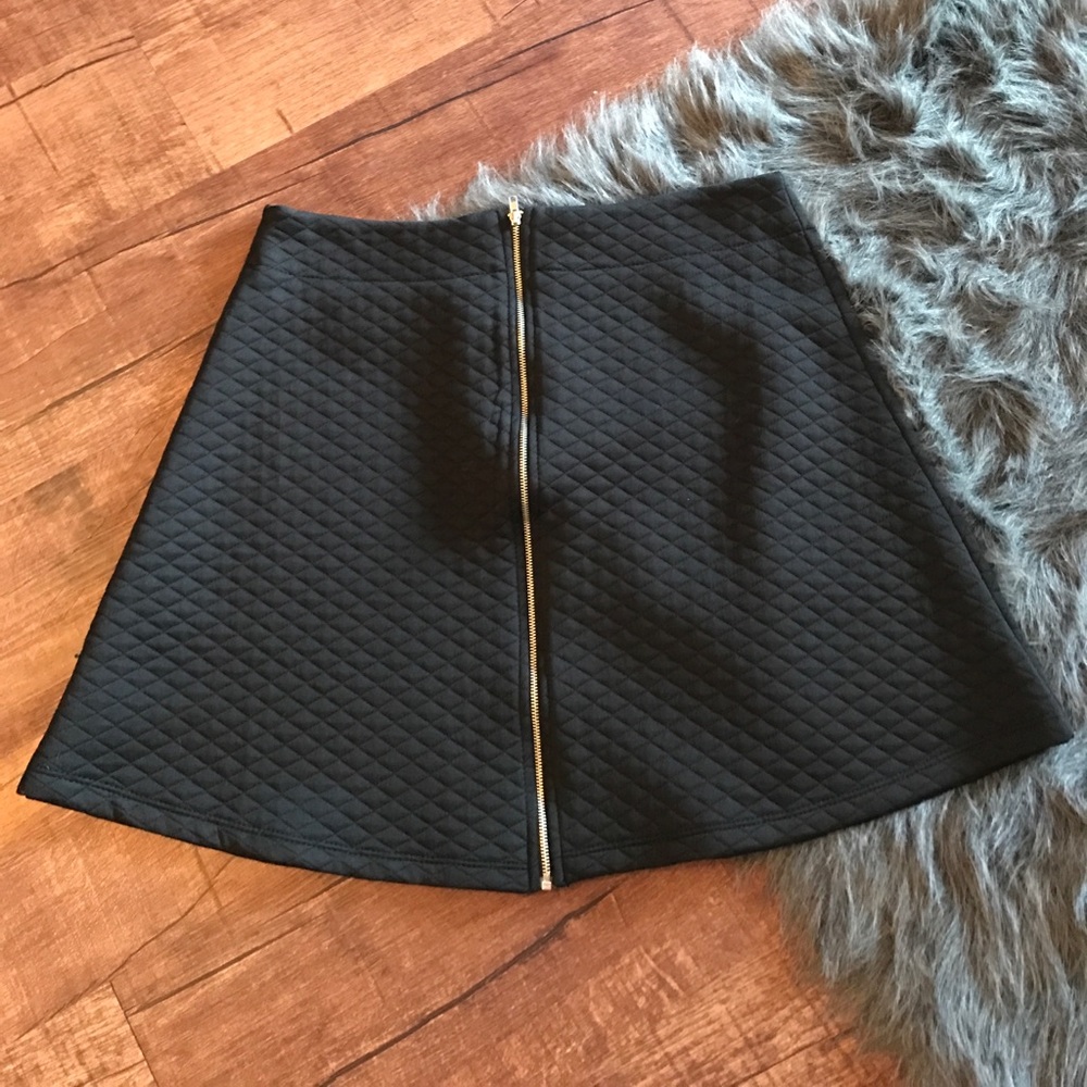 Black skater skirt