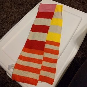 Multicolor striped scarf