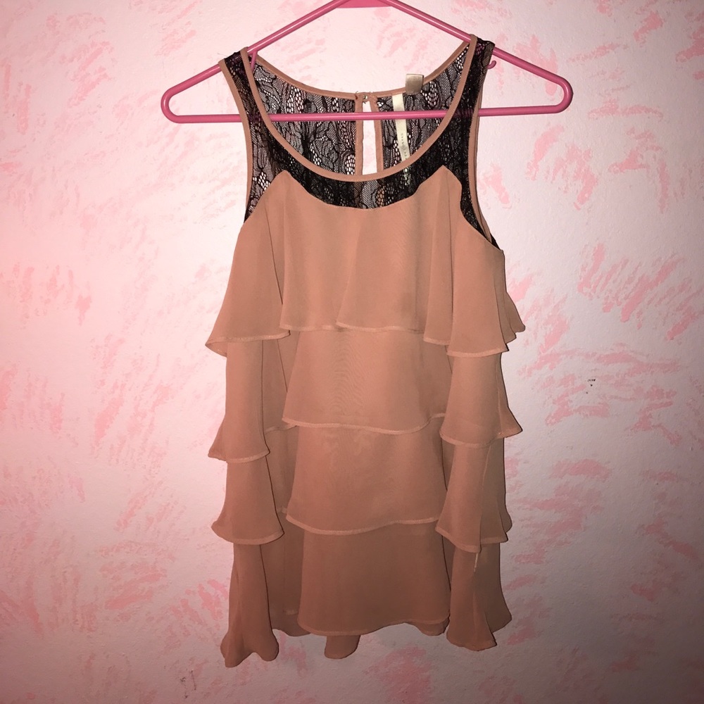 Extra small peach and black top