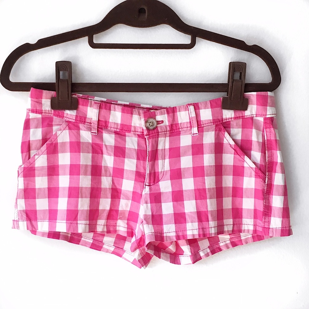 Hollister pink plaid shorts 0