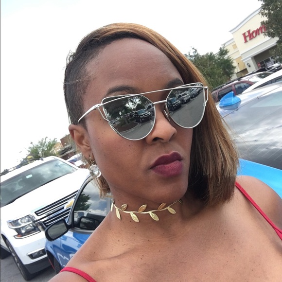 Metallic Gold New Women Bohemian Choker Necklace - Picture 4 of 4