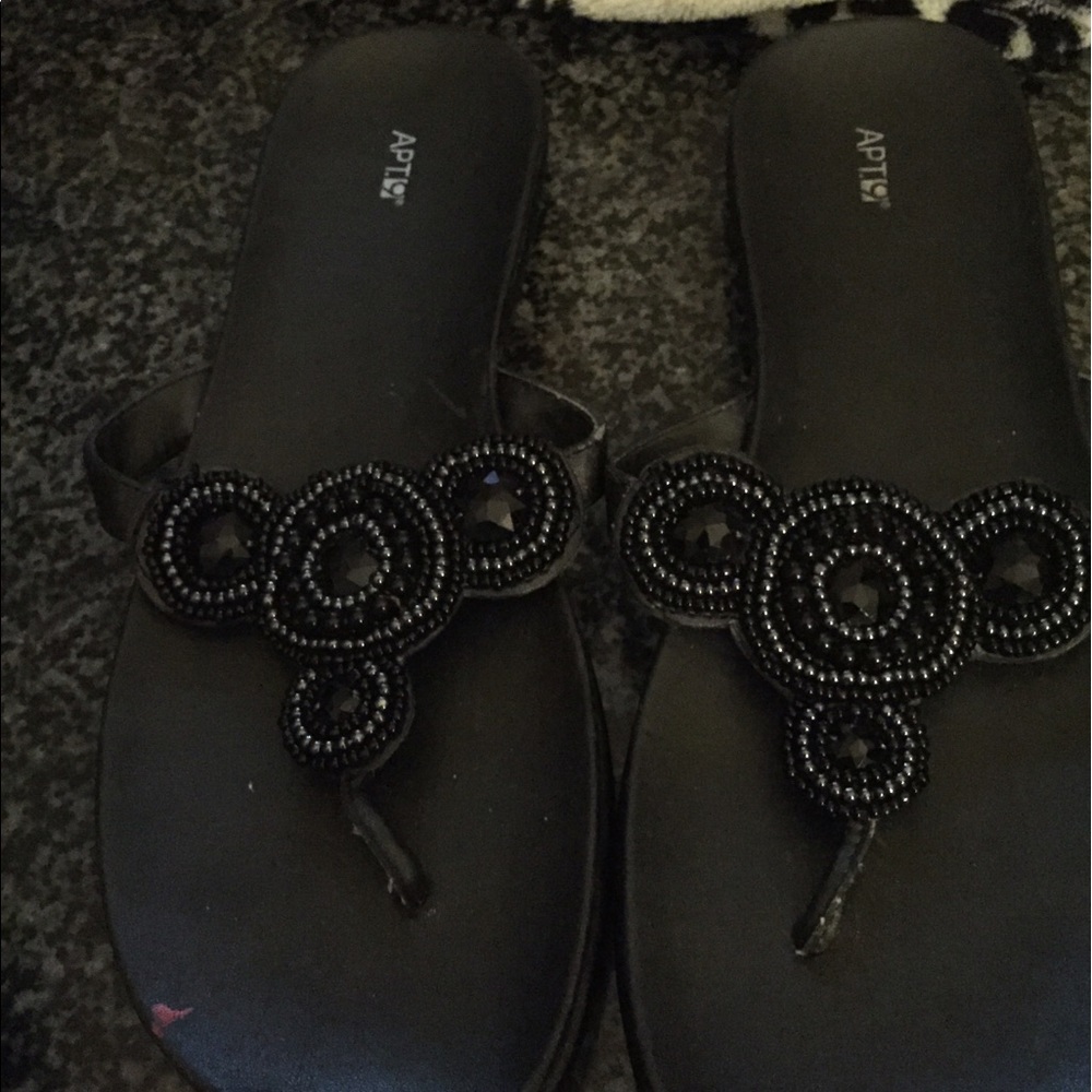 Apt 9 Black Beaded Sandals STUNNING SZ 7 1/2