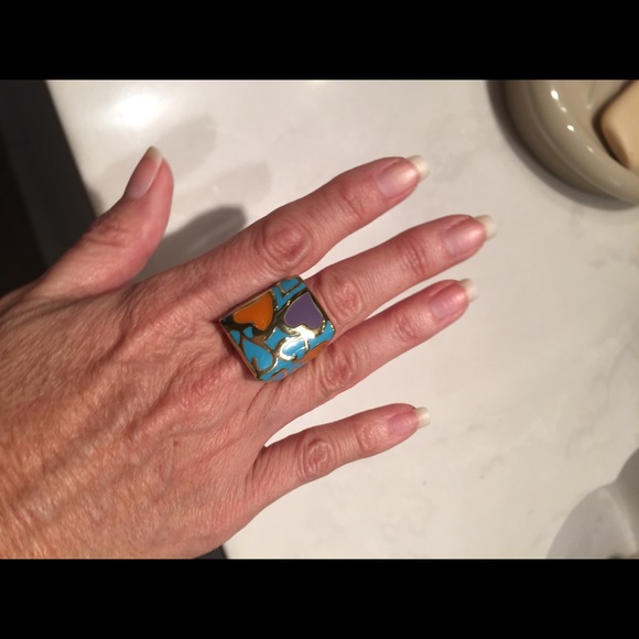 Beautiful heart ring size 6-6.5 - Picture 4 of 4