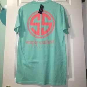 NWT Simply Southern t shirt 💕💕