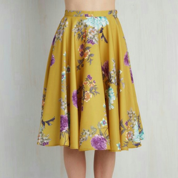 ModCloth Dresses & Skirts - Ikebana for All skirt