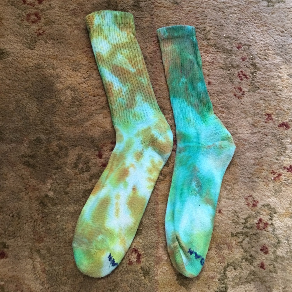 TIE DYE SOCKS