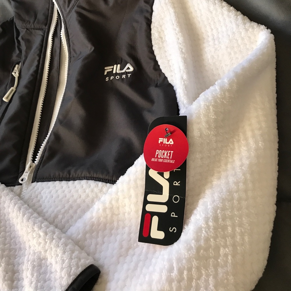 ☃️  FILA Jacket  ☃️