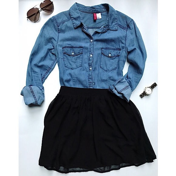 Forever 21 Flowy Black Skater Skirt - Picture 1 of 3
