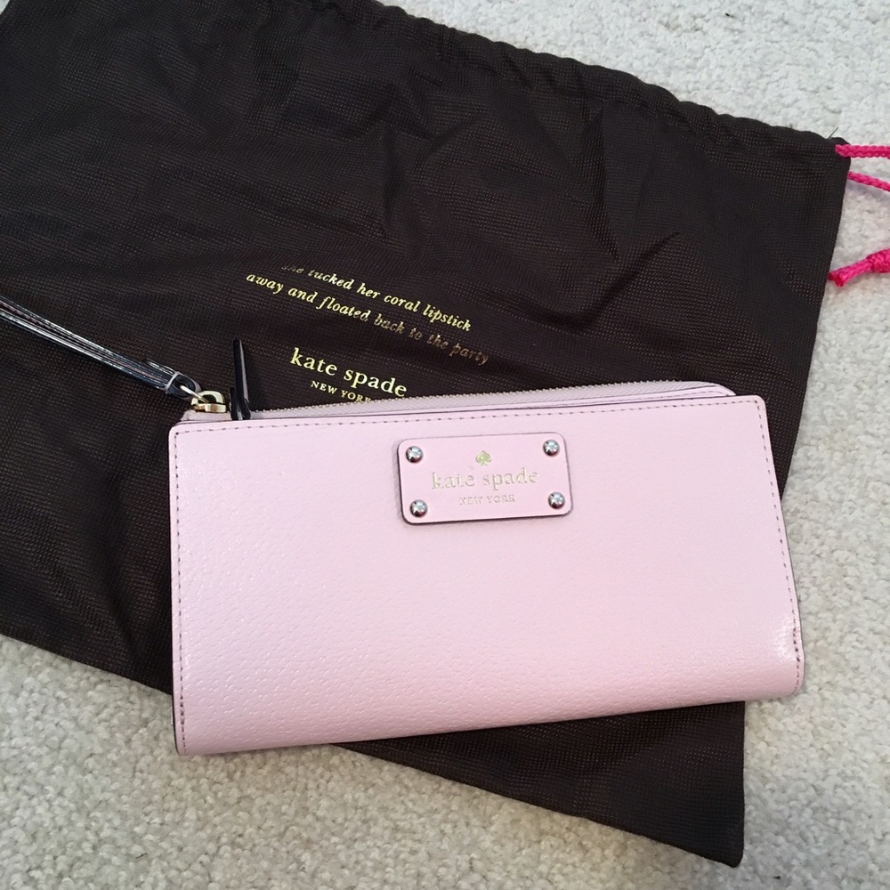 🎉SOLD🎊 Kate Spade long wallet