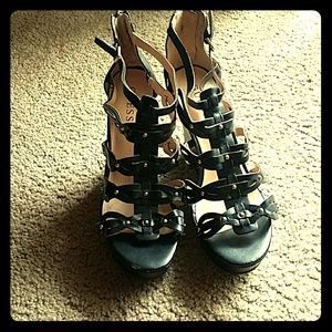 Guess 5 inch sandal
