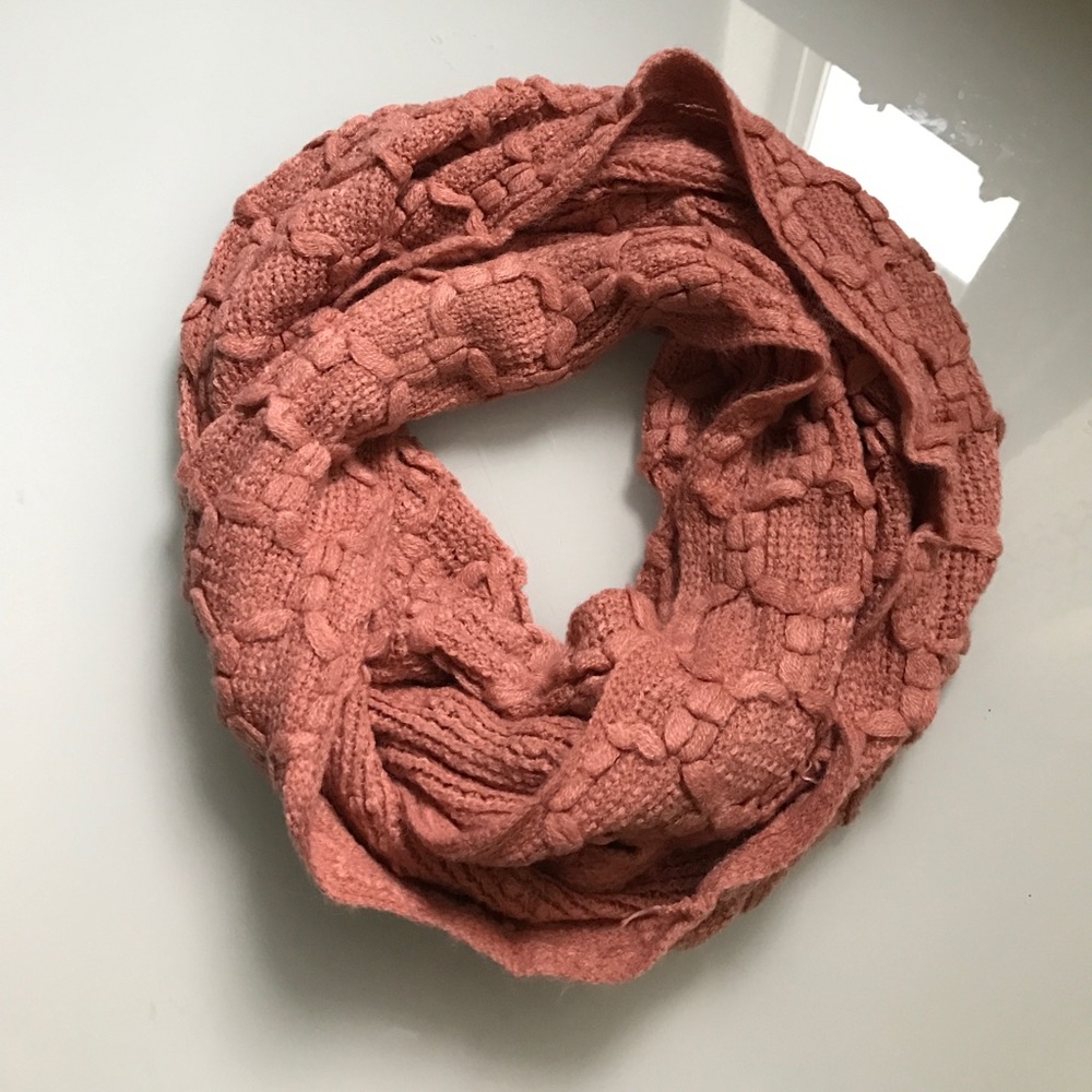 Scarf - Picture 2 of 6