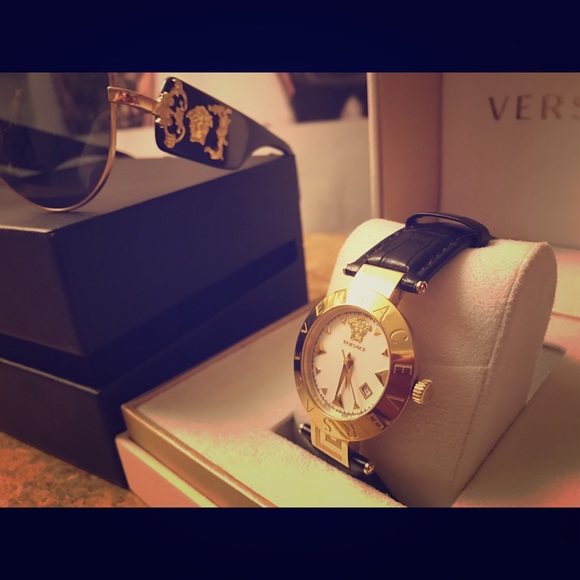 Men\'s Versace watch main image 4