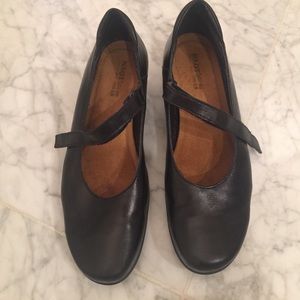 Naot shoes