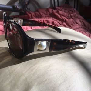 Badgley Mischka designer sunglasses!!