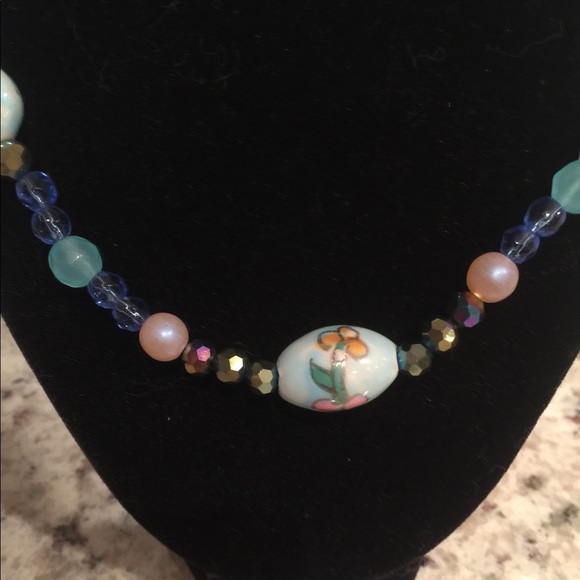 Porcelain and crystal jewelry set - Picture 2 of 3
