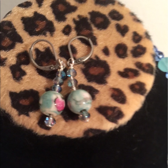 Porcelain and crystal jewelry set - Picture 3 of 3