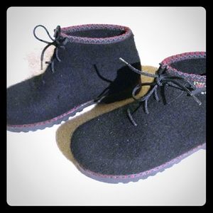 Stegman Wild and Wooly Black Wool Ankle Boots
