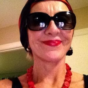 Meet your Posher, Marcela