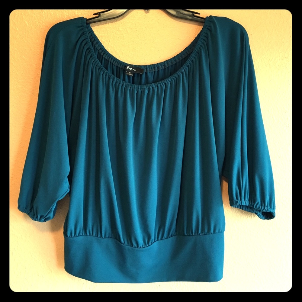 Express dolman sleeve medium blouse.