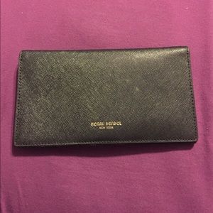 Henri Bendel Wallet