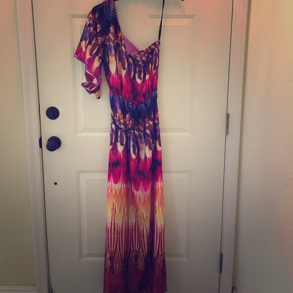 💗Off the shoulder dress w/bright colors: size 4💗