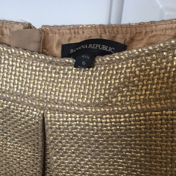 Banana Republic Gold textured skirt - Picture 4 of 4