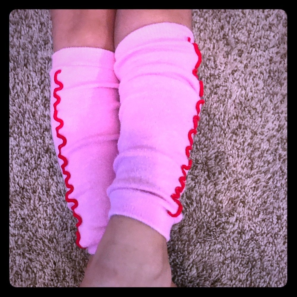 💖Pink leggings with red piping💖