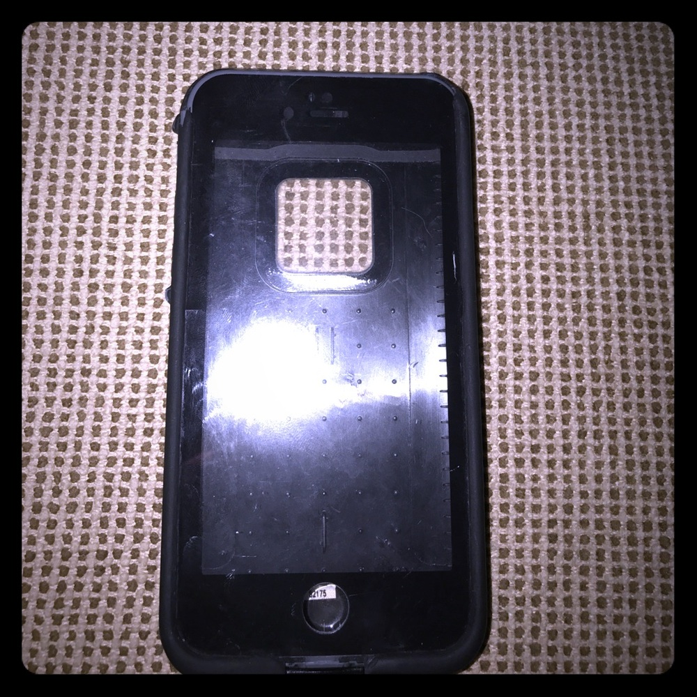 iPhone 6 or 6s life proof case