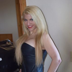 Meet your Posher, Jana