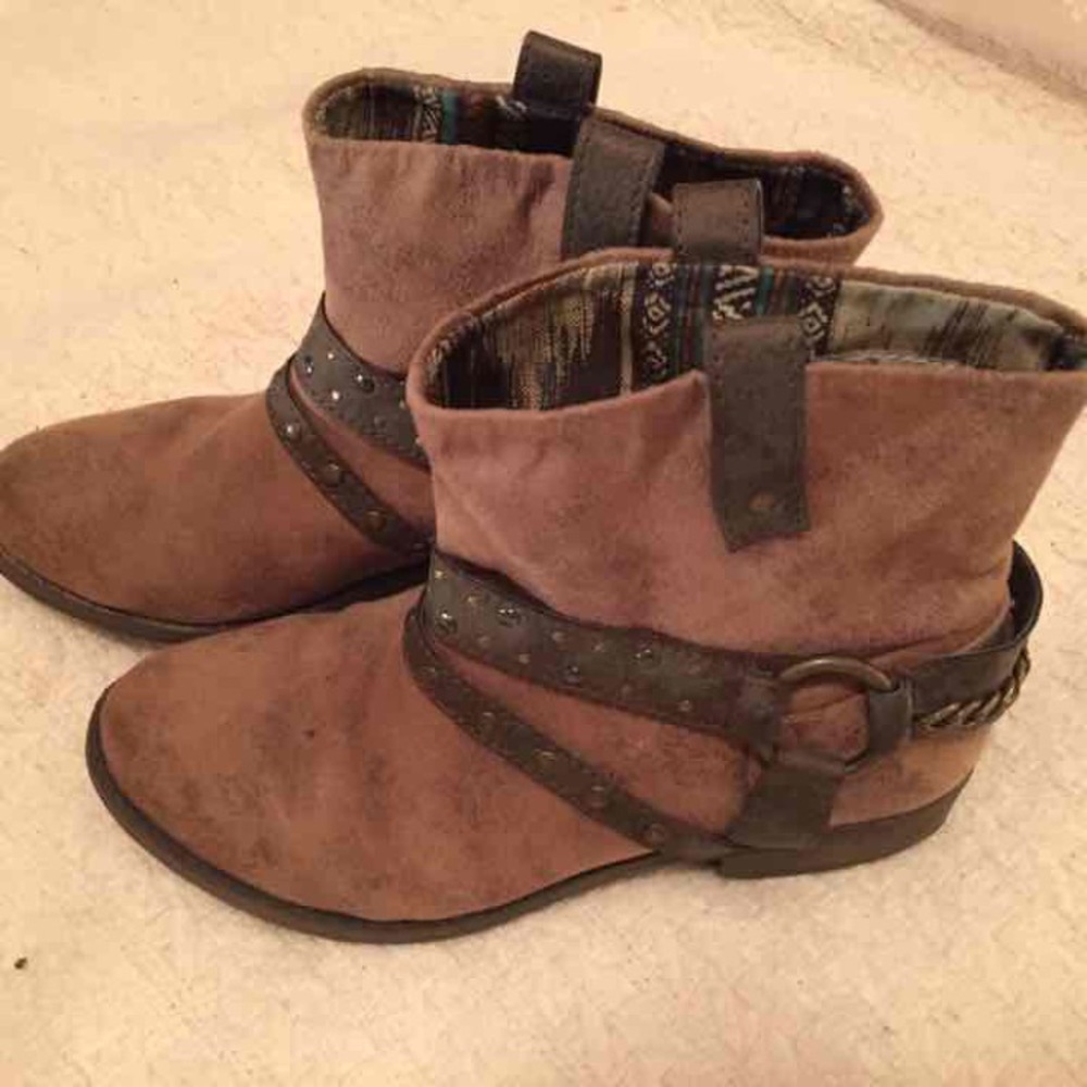 Justice Girls Boots Booties Size 2