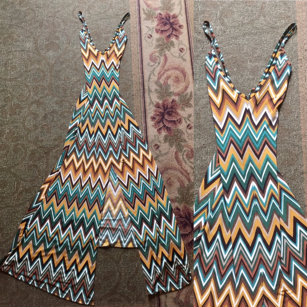 Maxi dress with an open back