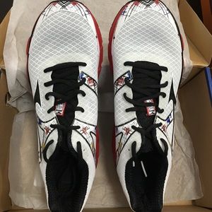 Running shoes Mizuno Wave Inspire 10 size 11