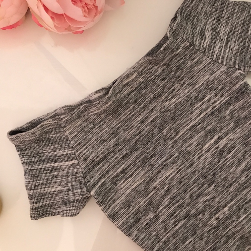 🐮Stretchy Off Shoulder Crop Top